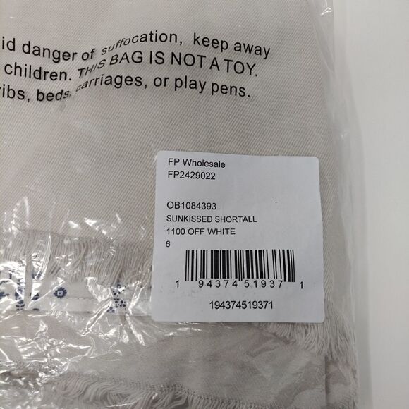 NEW $108 Free People Sunkissed Shortall Denim - Picture 8 of 11